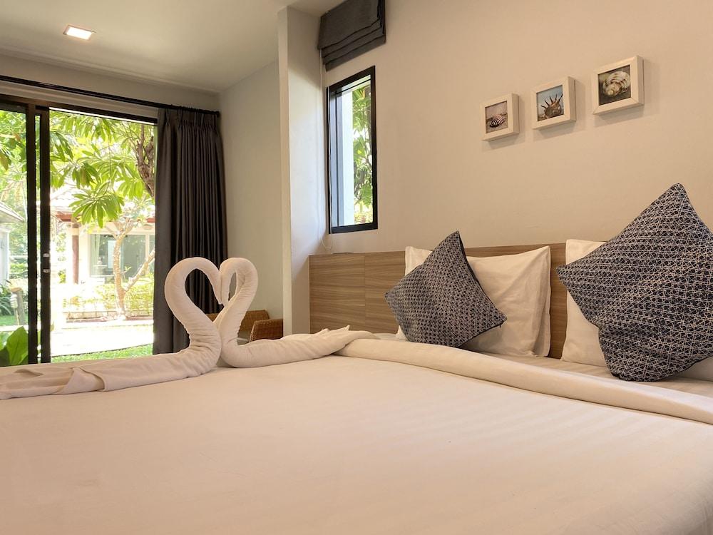 Chez Nous Boutique Resort Haad Chao Samran Buitenkant foto