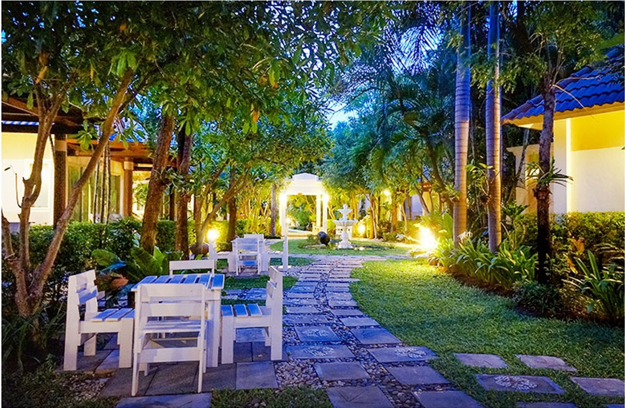 Chez Nous Boutique Resort Haad Chao Samran Buitenkant foto