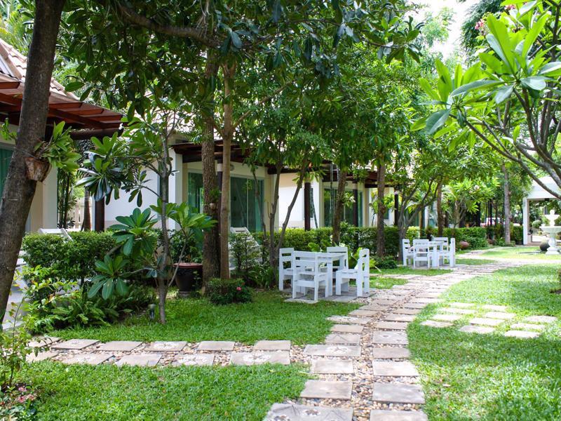 Chez Nous Boutique Resort Haad Chao Samran Buitenkant foto
