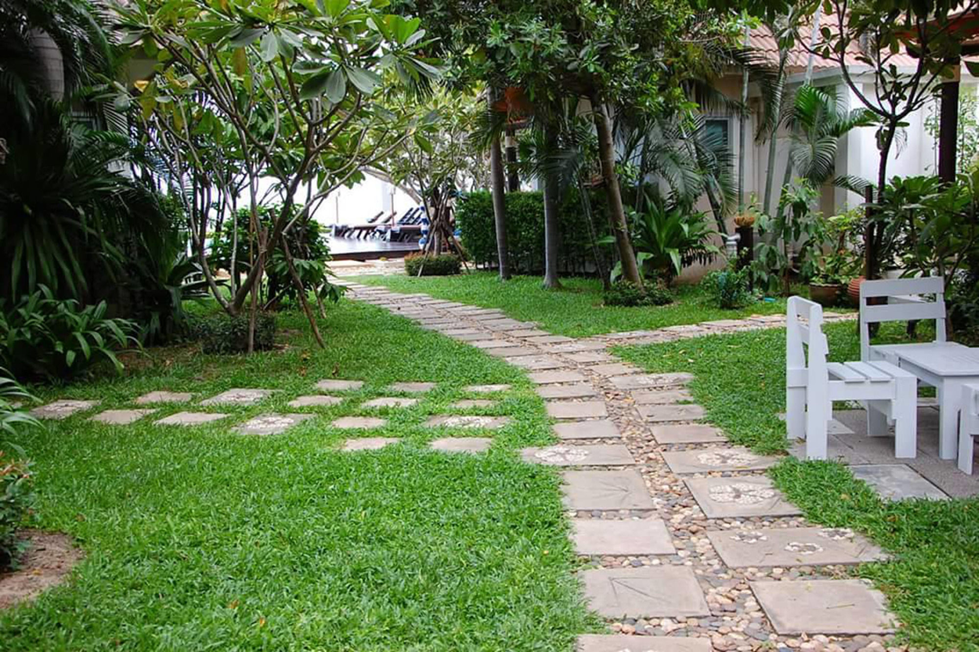 Chez Nous Boutique Resort Haad Chao Samran Buitenkant foto