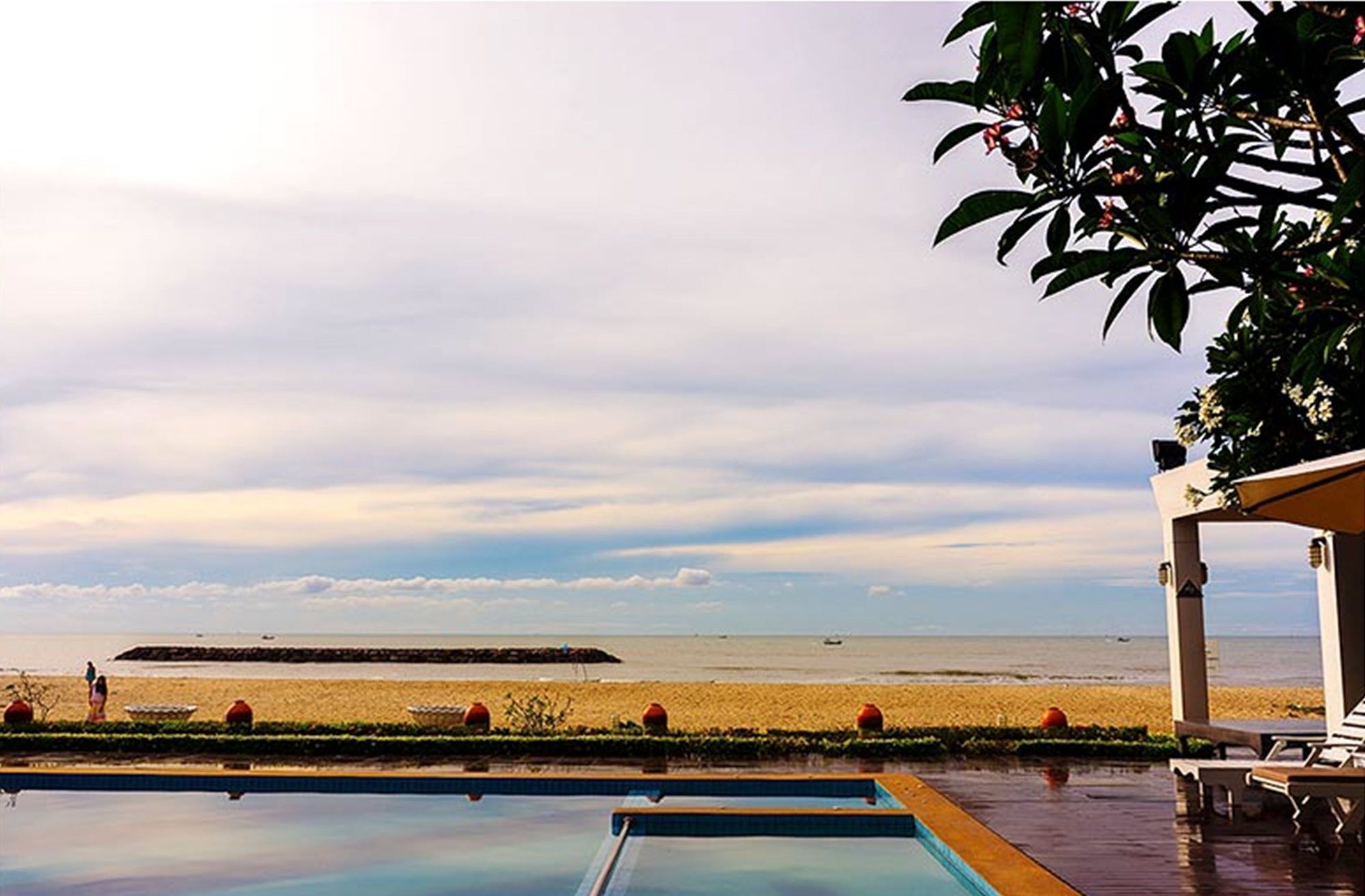 Chez Nous Boutique Resort Haad Chao Samran Buitenkant foto